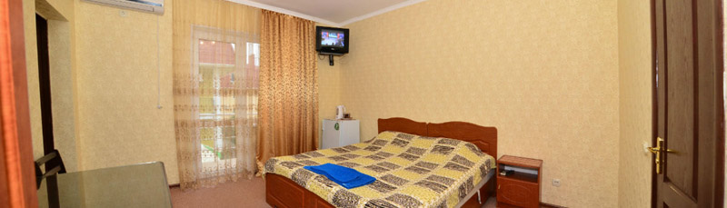 Крым, отдых в бархатный сезон в отеле Ева